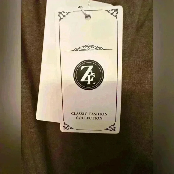 NWT ZESICA Women's 2024 Casual Off Shoulder Strapless Belted Wide Leg Romper - M - Picture 4 of 10